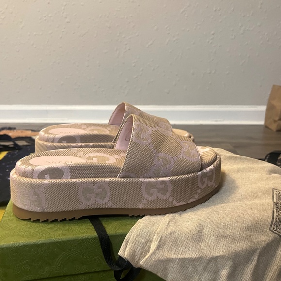 Gucci Wmns Platform Slide Sandal’ Jumbo GG - Beige Light Pink - Picture 3 of 5